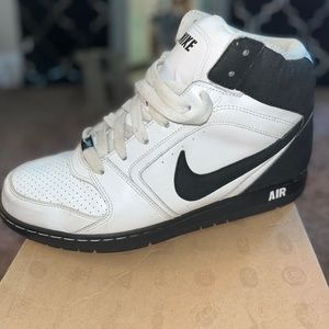 Nike Air Prestige II